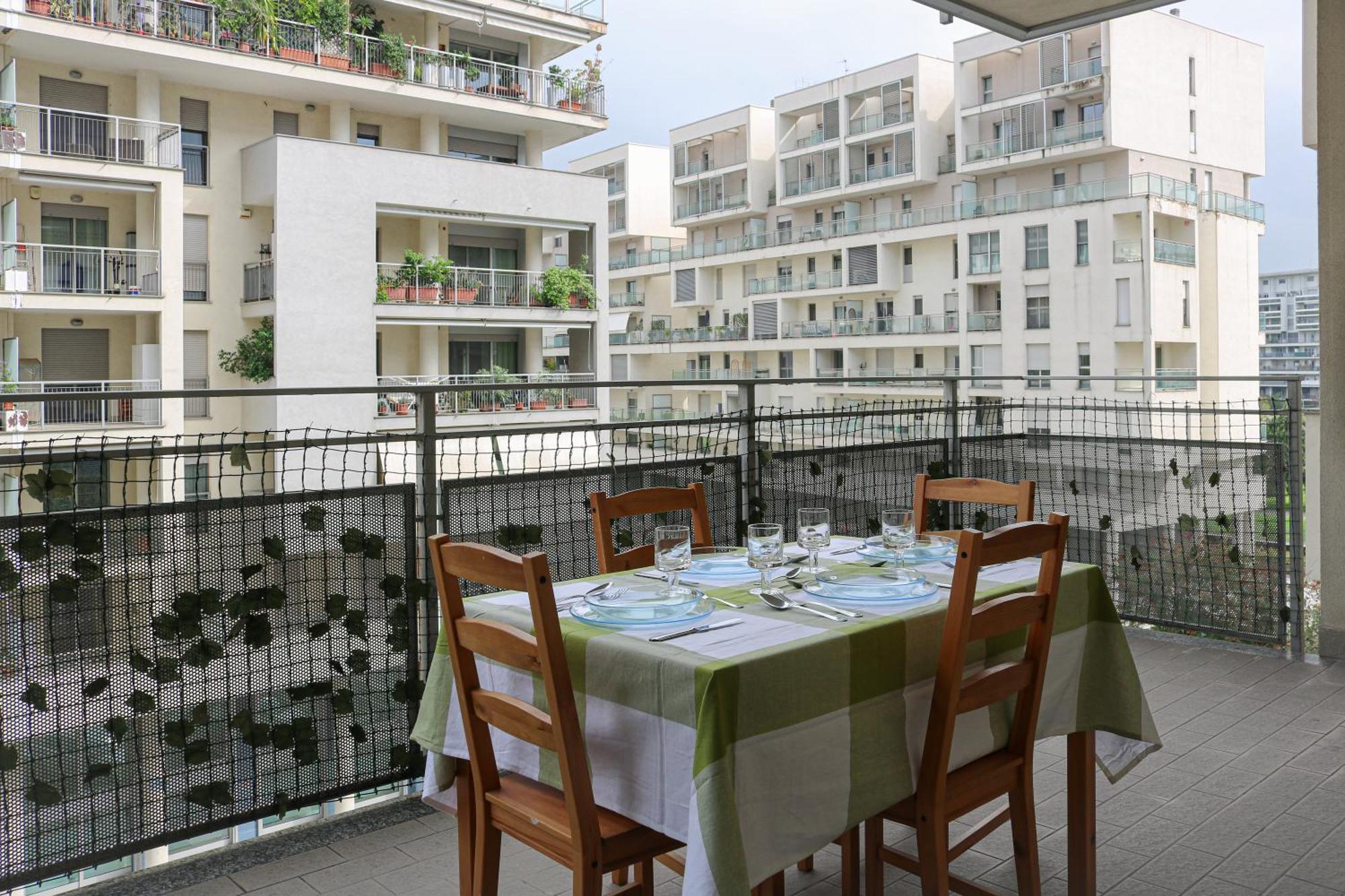 Urban Balcony Hideaway - 3 People Mailand